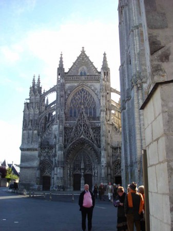 Façade de style gothique flamboyant.