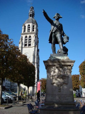 Statue de Rochambeau.