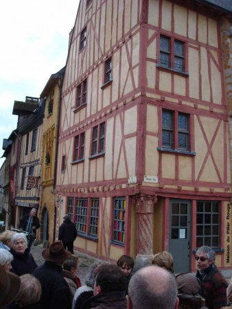 Maison du pilier rouge