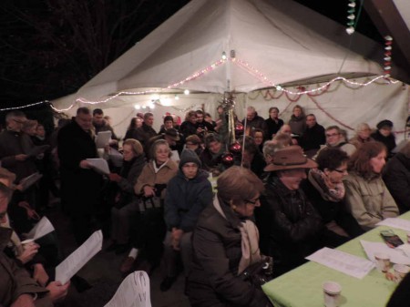 Nous sommes accueillis avec un vin chaud.