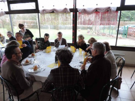 Depuis trente ans que Daniel officie, les commentaires vont bon train.