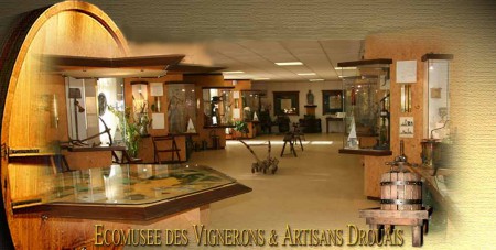 L'association Flora Gallica créa en 1987 cet écomusée Drouais.