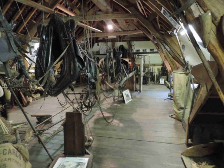 Impossible de découvrir l'échomusée de Dreux sans passer par le GRENIER DES METIERS. On y trouve...