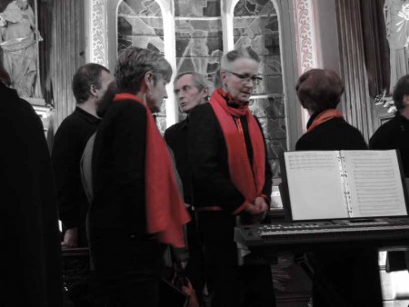Saison 2013-2014, "La musique et le vin". Bardes de Richebourg à Condé sur Vesgre.