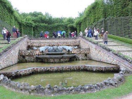 BOSQUET DES TROIS FONTAINES. Fontaine supérieure.