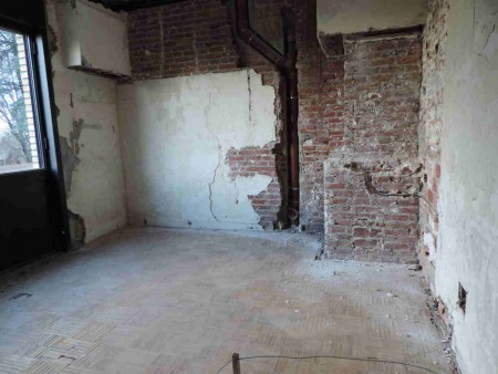 Chambre avant restauration.