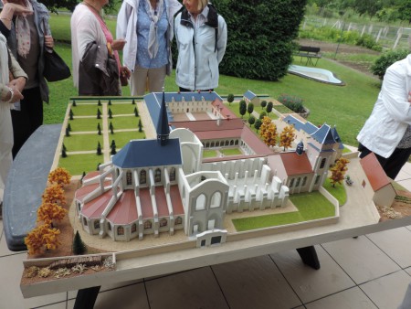 Maquette de l'abbaye de Coulombs, telle qu"elle se présentait vers 1700.